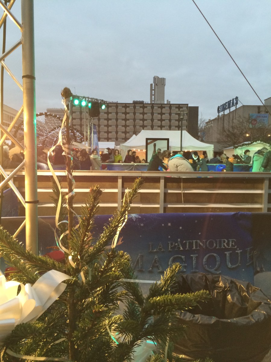La patinoire du marché de noel