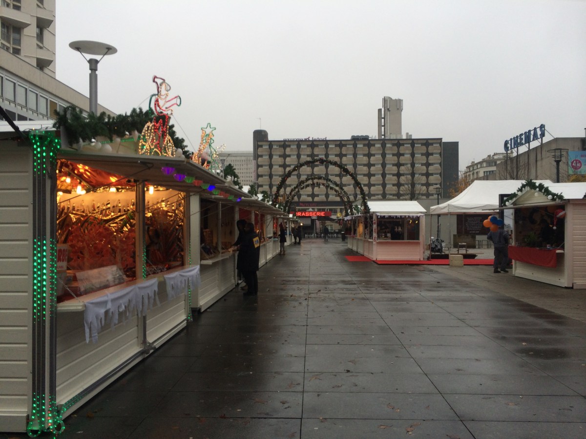 Les allées du marché de noel de Rennes 2014
