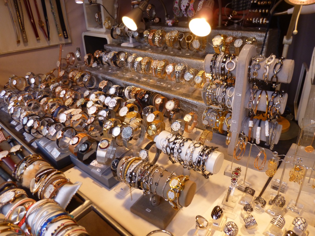 bijoux et montres