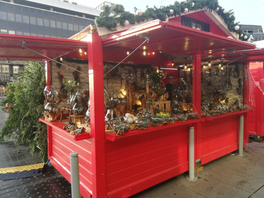vase en bois flotté au marché de noël de rennes
