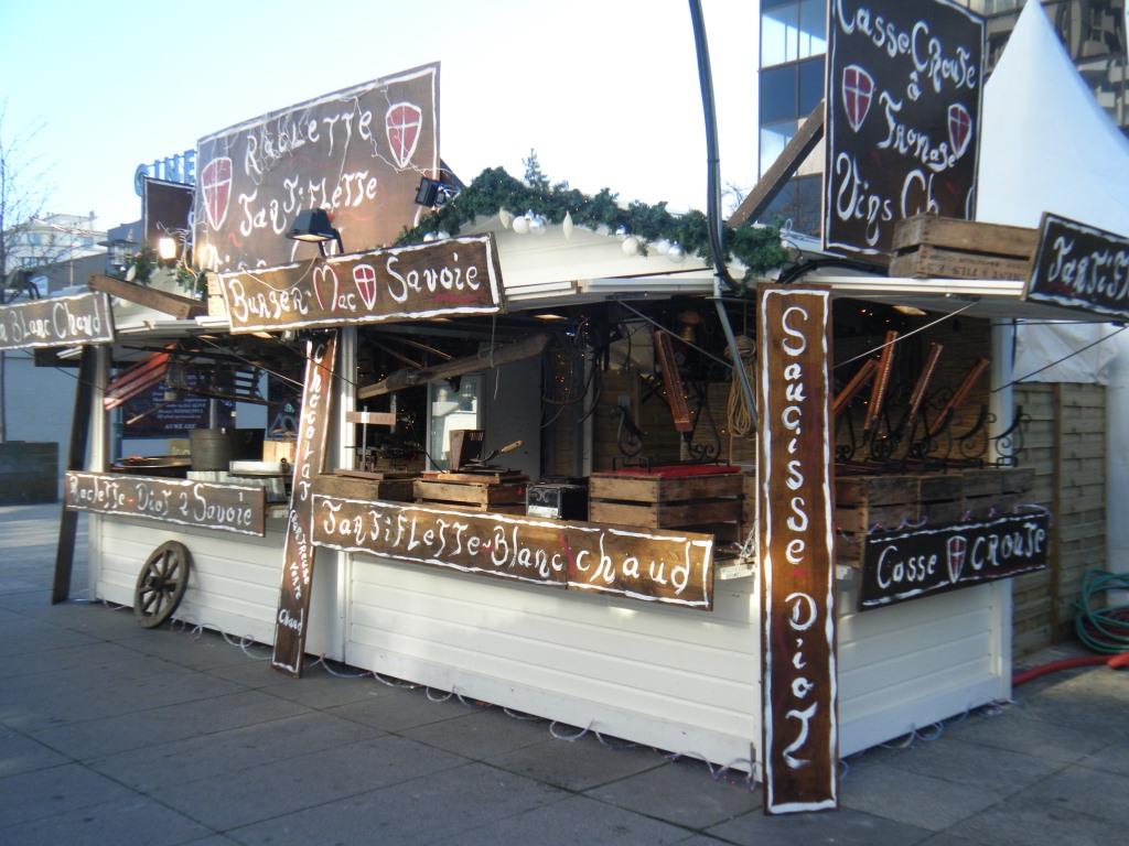 restauration savoyarde au marché de noël de rennes colombia
